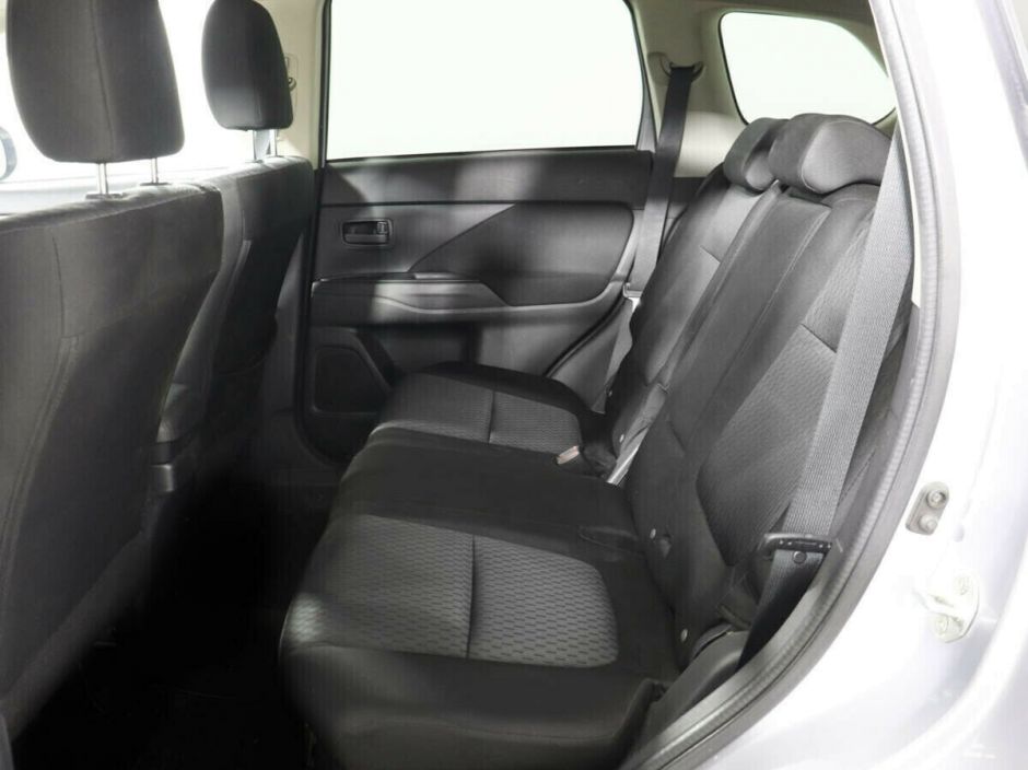 Mitsubishi Outlander, 2.0 л, Вариатор, 2012 фото 8