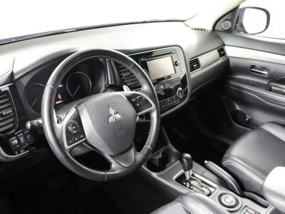 Mitsubishi Outlander, 2.4 л, CVT, 2012 фото 9