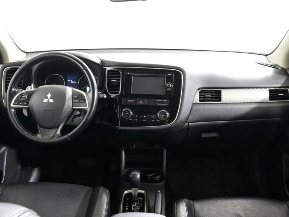 Mitsubishi Outlander, 2.0 л, Вариатор, 2014 фото 7