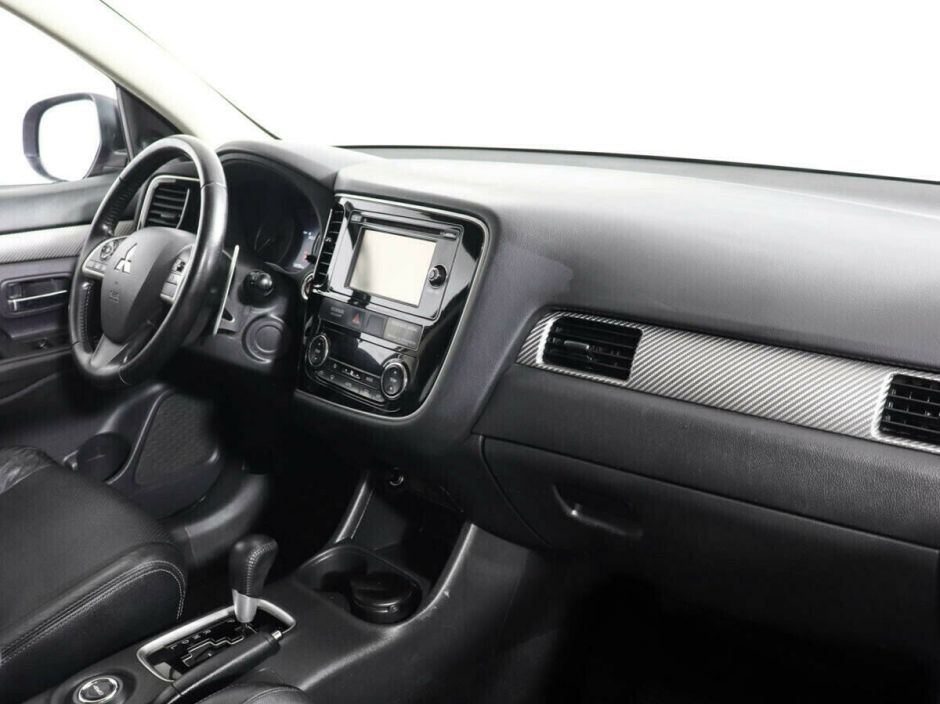 Mitsubishi Outlander, 2.0 л, Вариатор, 2014 фото 11