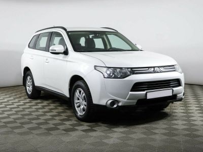 Mitsubishi Outlander, 2.0 л, CVT, 2012 фото 5