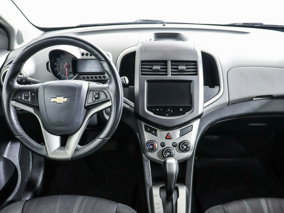 Chevrolet Aveo, 1.6 л, АТ, 2013 фото 2