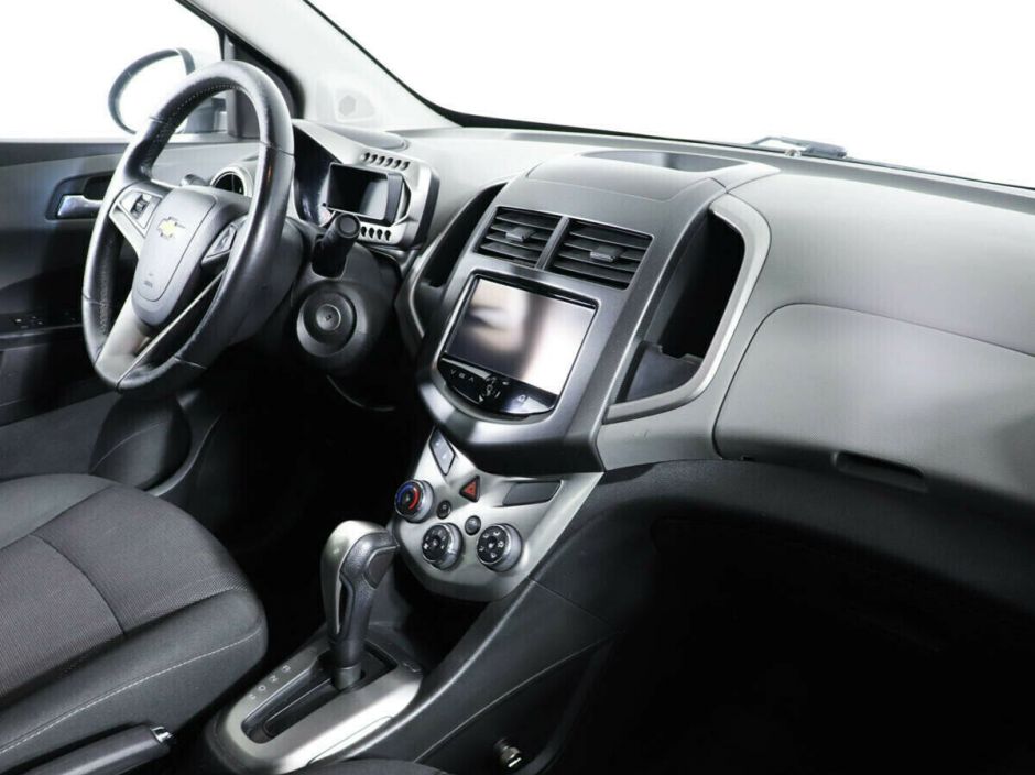 Chevrolet Aveo, 1.6 л, АТ, 2014 фото 1