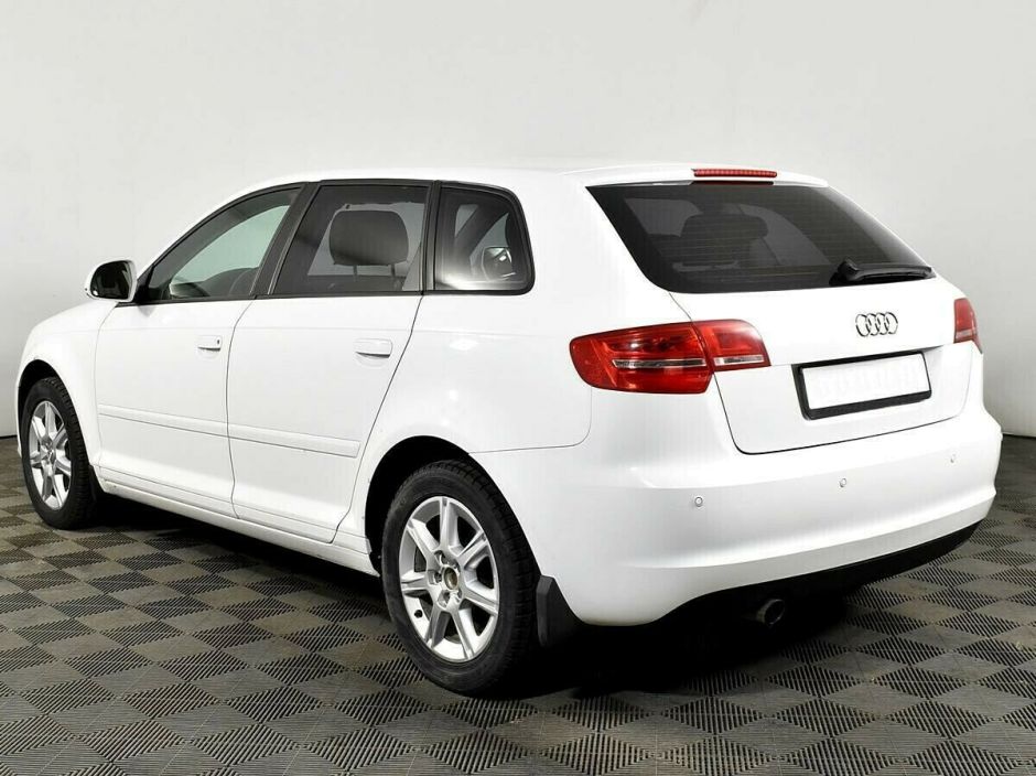 Audi A3, 1.6 л, Робот, 2009 фото 5