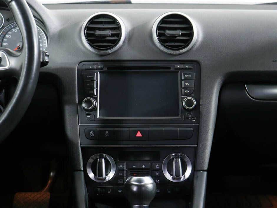 Audi A3, 1.2 л, Робот, 2011 фото 7