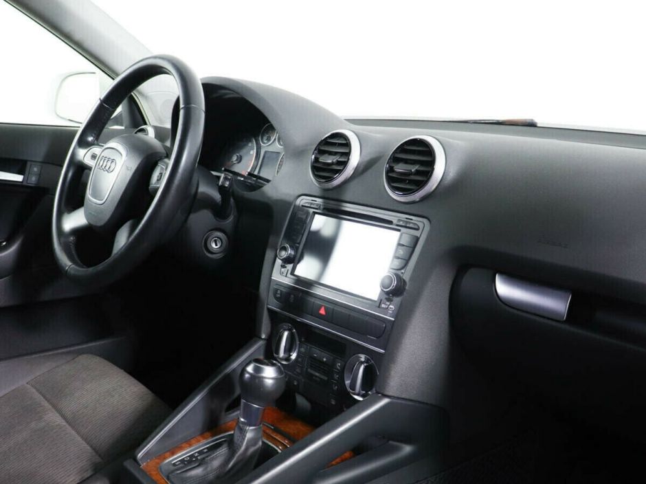 Audi A3, 1.2 л, Робот, 2011 фото 1