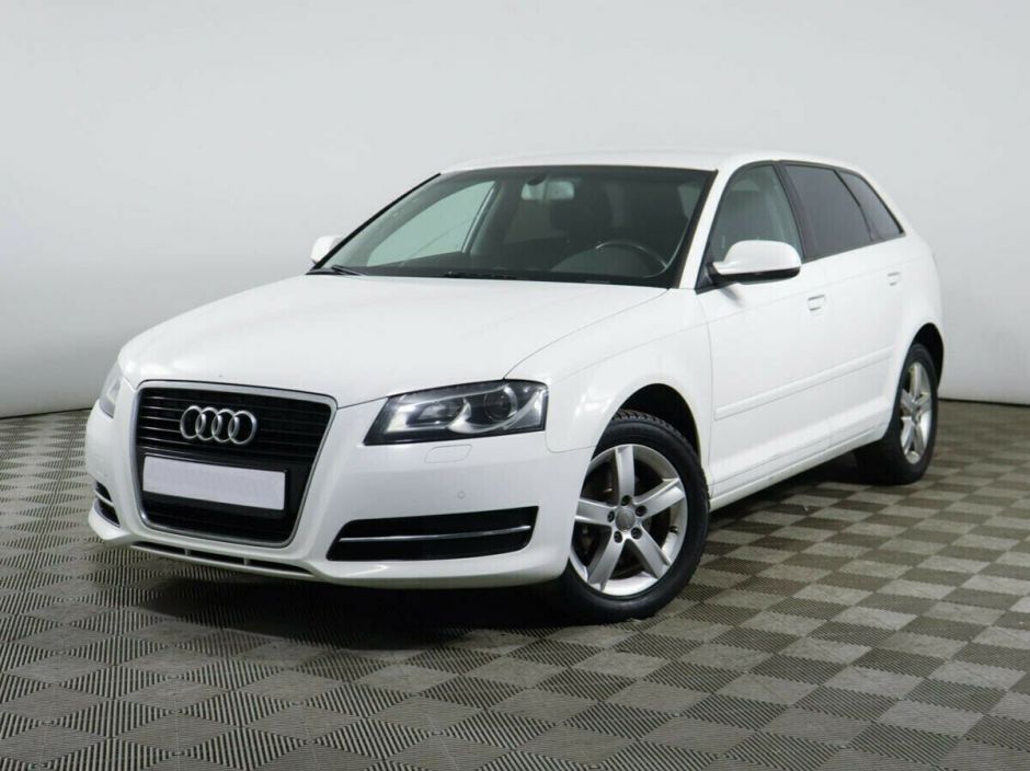 Audi A3, 1.2 л, Робот, 2012 фото 3