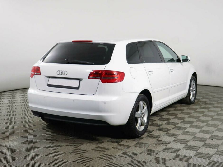 Audi A3, 1.2 л, Робот, 2012 фото 6