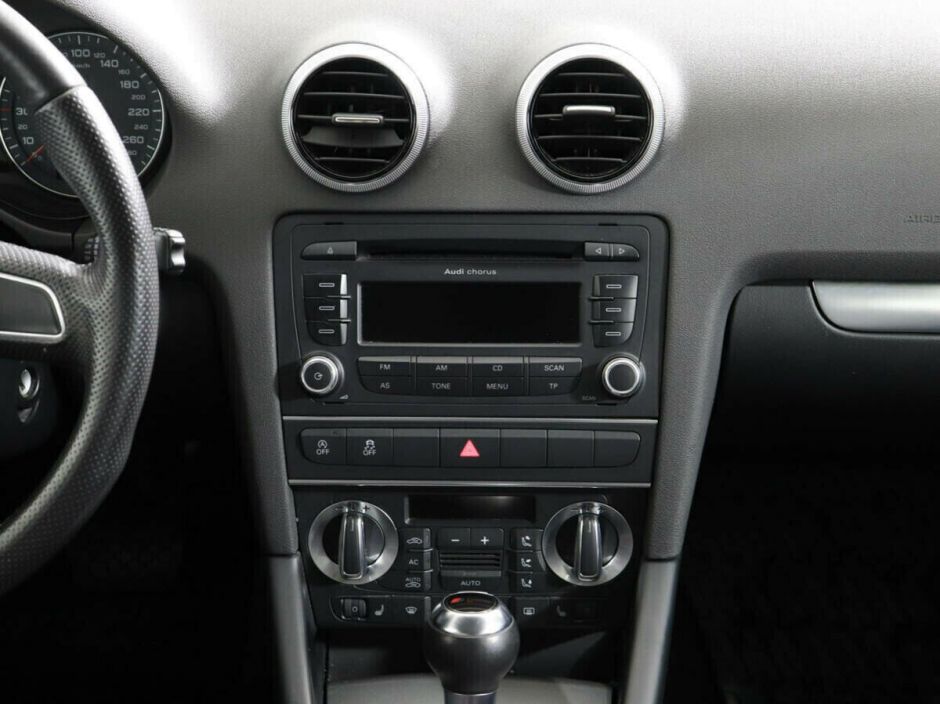 Audi A3, 1.4 л, Робот, 2012 фото 2