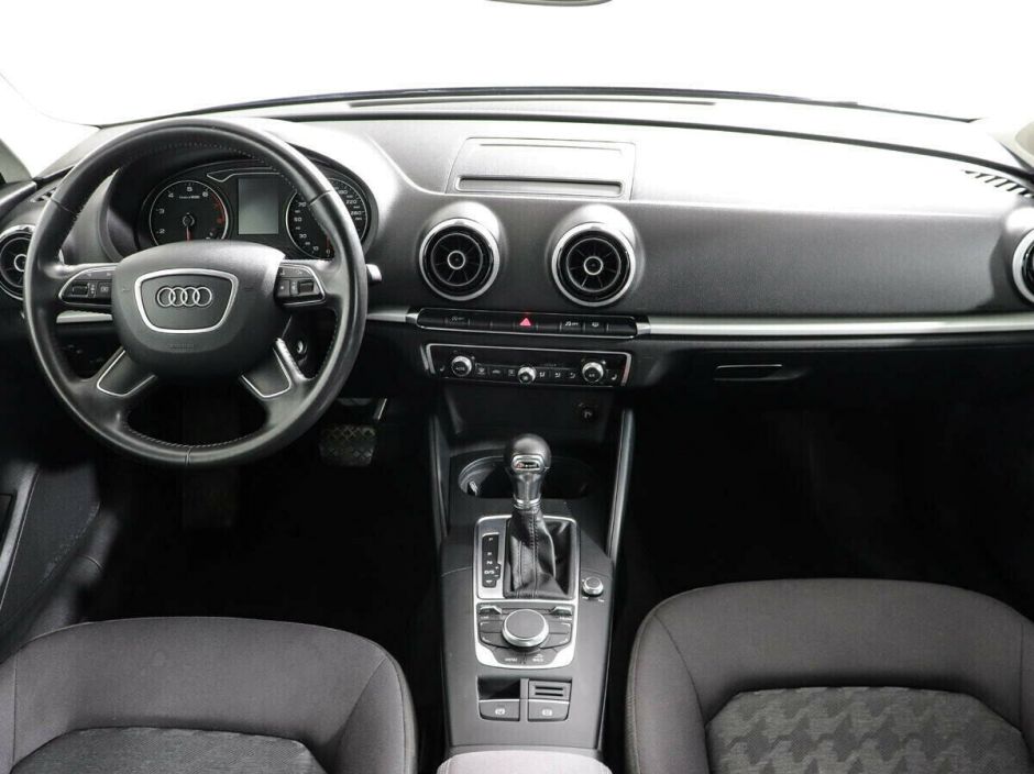 Audi A3, 1.8 л, Робот, 2012 фото 2