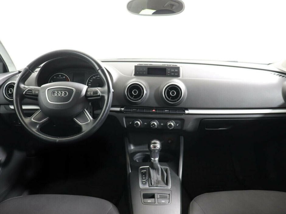 Audi A3, 1.2 л, Робот, 2015 фото 2