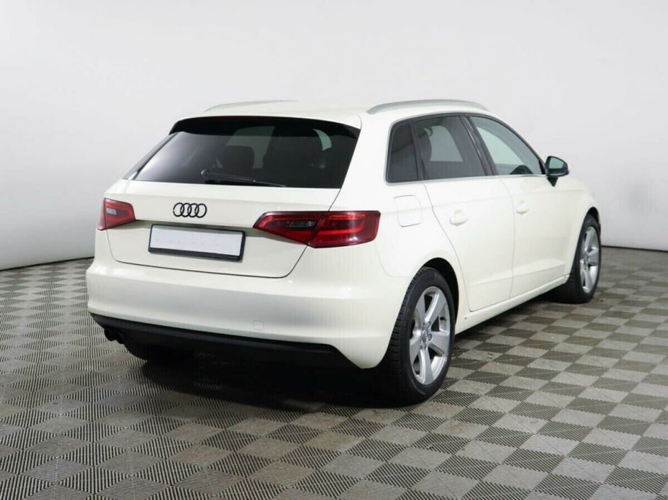 Audi A3, 1.4 л, Робот, 2013 фото 6