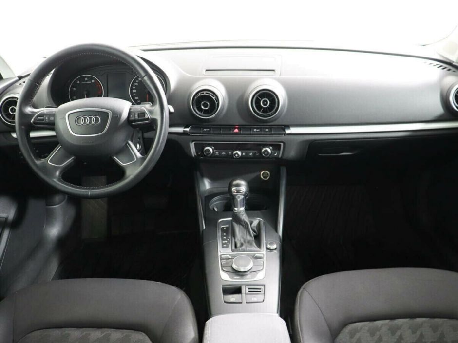 Audi A3, 1.4 л, Робот, 2013 фото 2