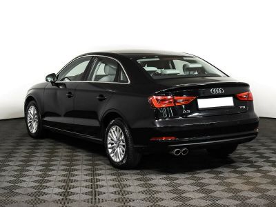 Audi A3, 1.4 л, РКПП, 2015 фото 5