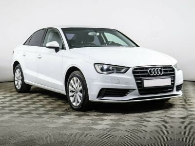 Audi A3, 1.4 л, РКПП, 2015 фото 4