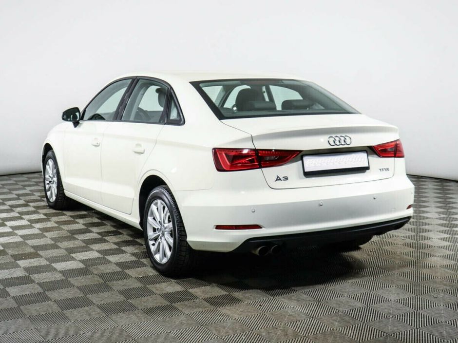 Audi A3, 1.4 л, Робот, 2015 фото 6