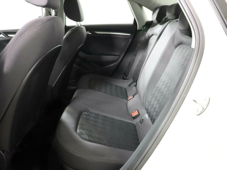 Audi A3, 1.4 л, Робот, 2015 фото 8