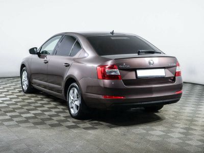 Skoda Octavia, 1.8 л, РКПП, 2015 фото 6