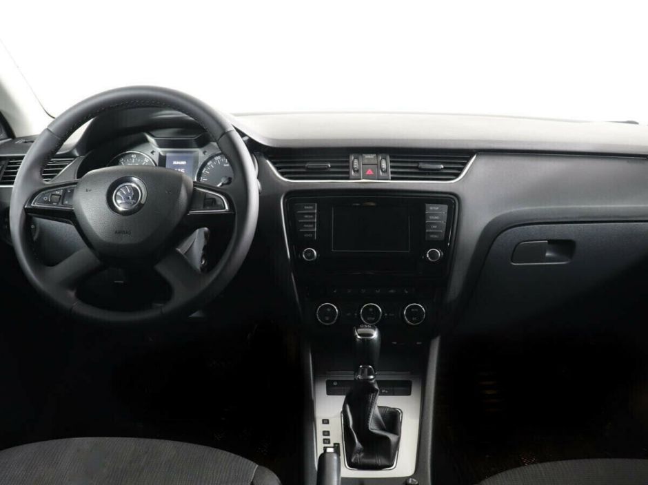 Skoda Octavia, 1.8 л, Робот, 2015 фото 2