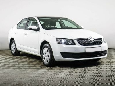 Skoda Octavia, 1.6 л, АКПП, 2015 фото 4