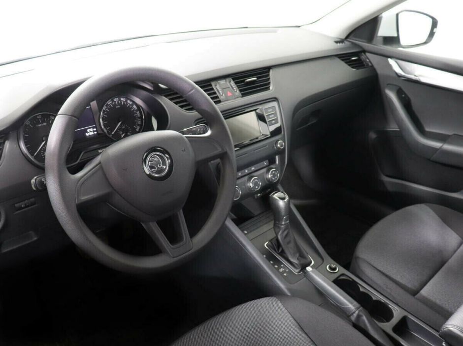Skoda Octavia, 1.6 л, АТ, 2015 фото 2