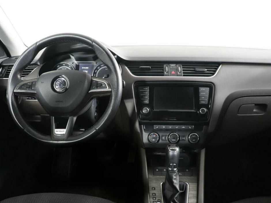 Skoda Octavia, 1.8 л, Робот, 2015 фото 2