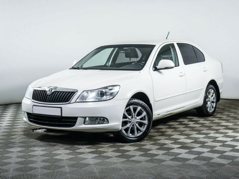 Skoda Octavia, 1.8 л, Робот, 2012 фото 3