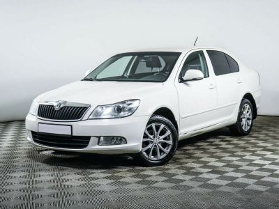 Skoda Octavia, 1.8 л, РКПП, 2012 фото 3