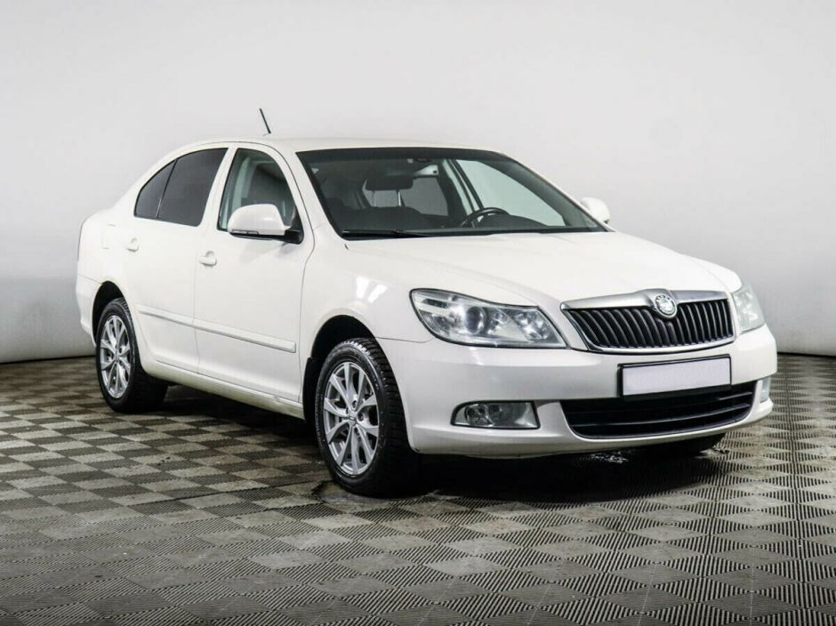 Skoda Octavia, 1.8 л, Робот, 2012 фото 4