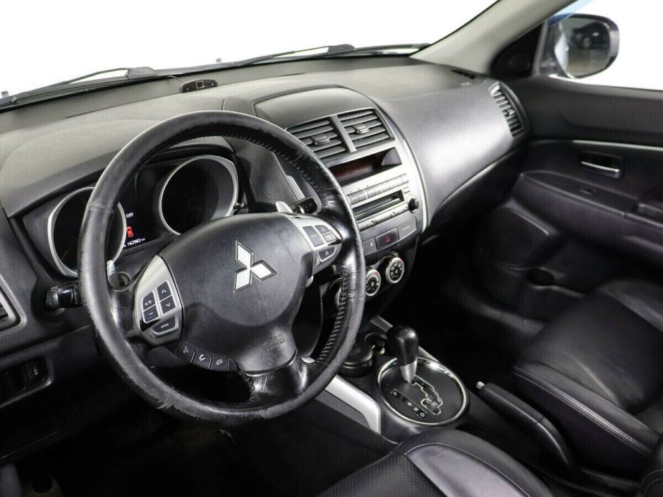 Mitsubishi ASX, 1.8 л, Вариатор, 2011 фото 8