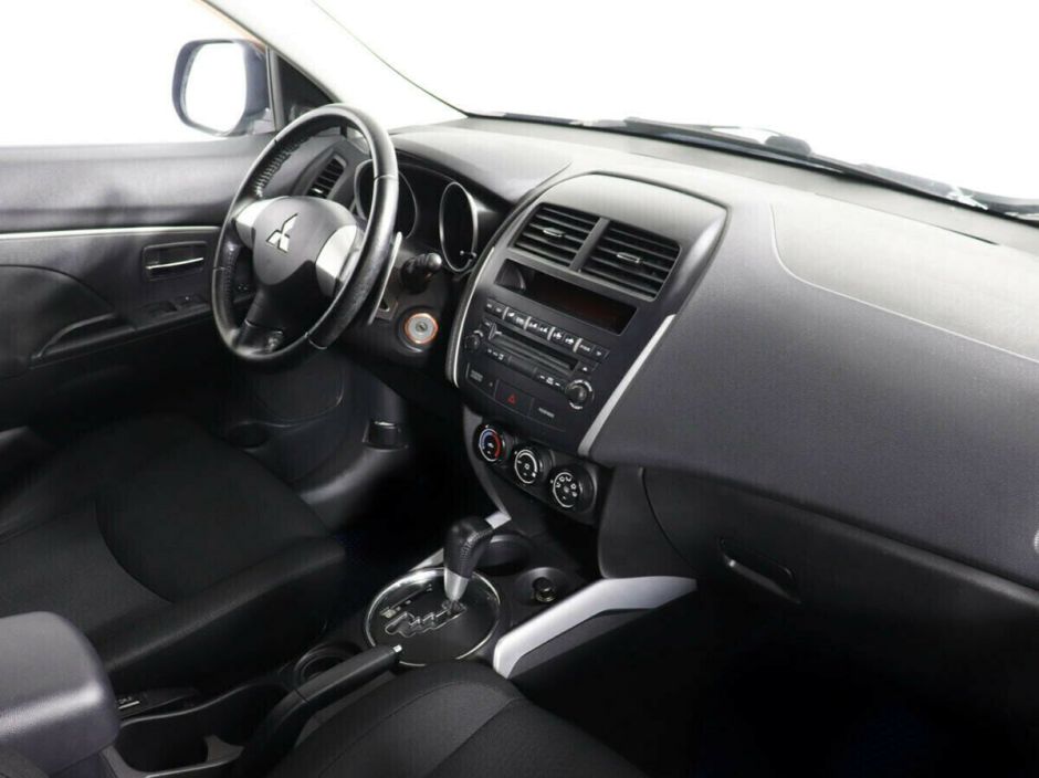 Mitsubishi ASX, 1.8 л, Вариатор, 2013 фото 8