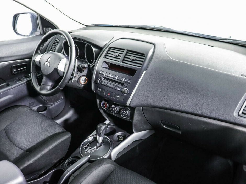 Mitsubishi ASX, 1.8 л, Вариатор, 2011 фото 8