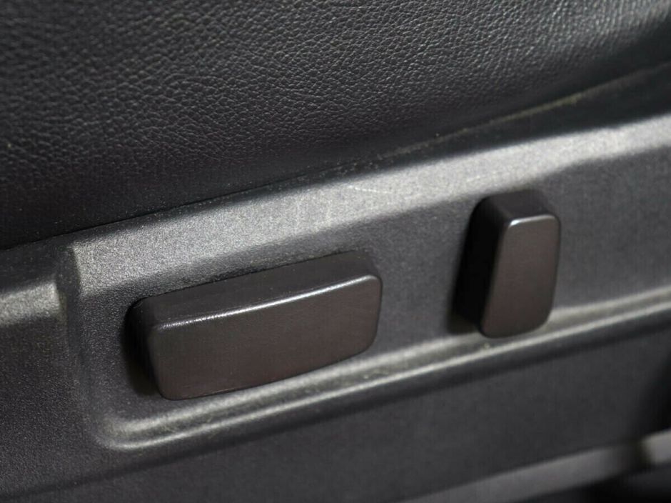 Mitsubishi ASX, 2.0 л, Вариатор, 2012 фото 2