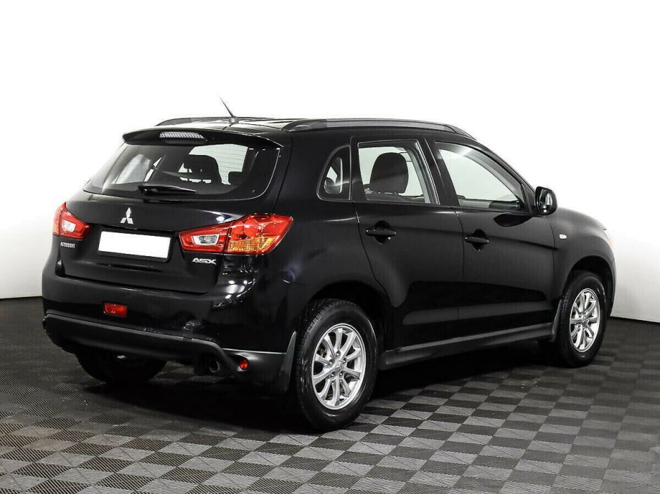 Mitsubishi ASX, 1.8 л, Вариатор, 2013 фото 5
