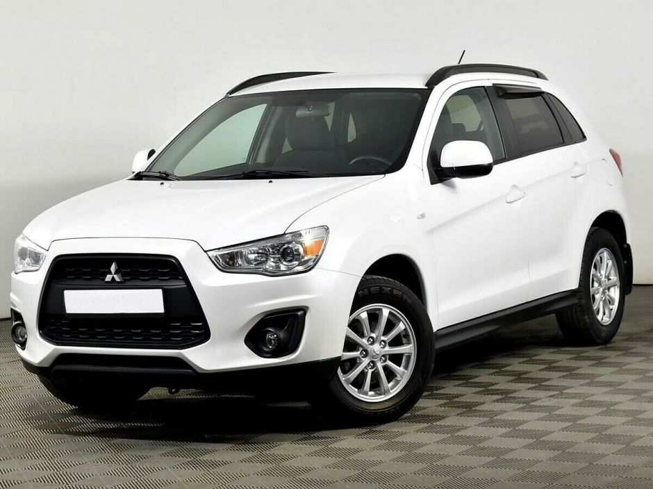 Mitsubishi ASX, 1.8 л, Вариатор, 2013 фото 3
