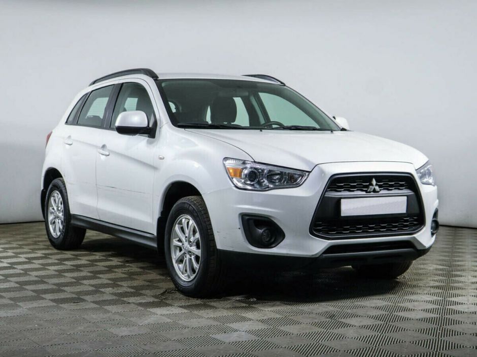 Mitsubishi ASX, 1.8 л, Вариатор, 2014 фото 4