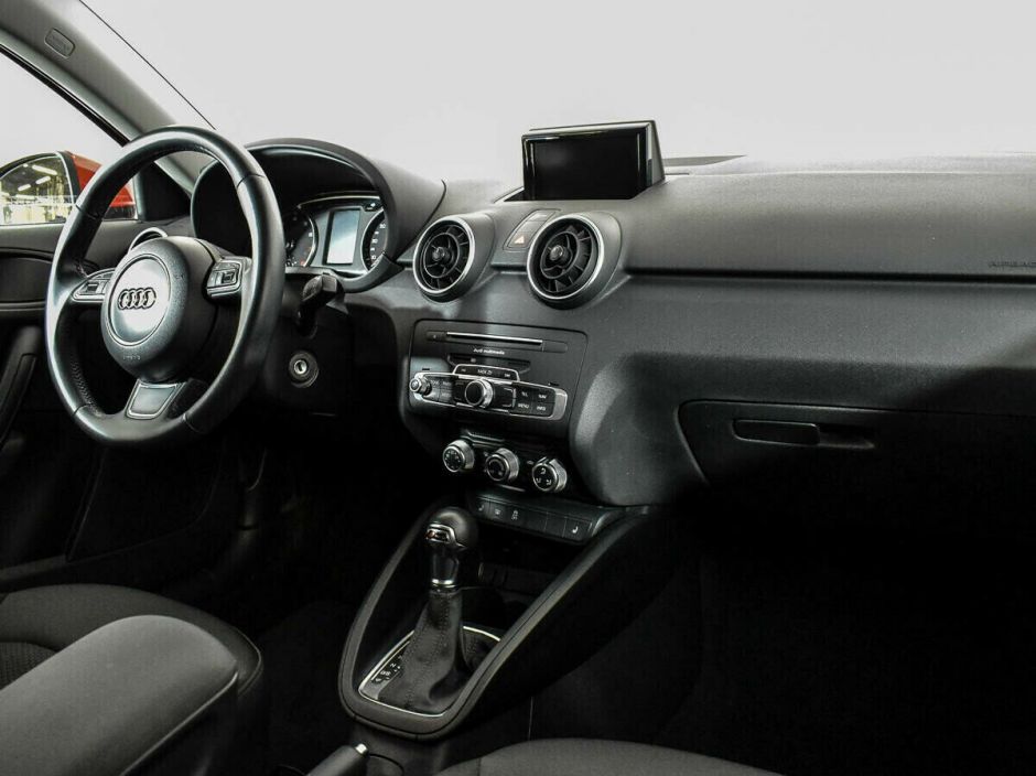 Audi A1, 1.4 л, Робот, 2014 фото 2