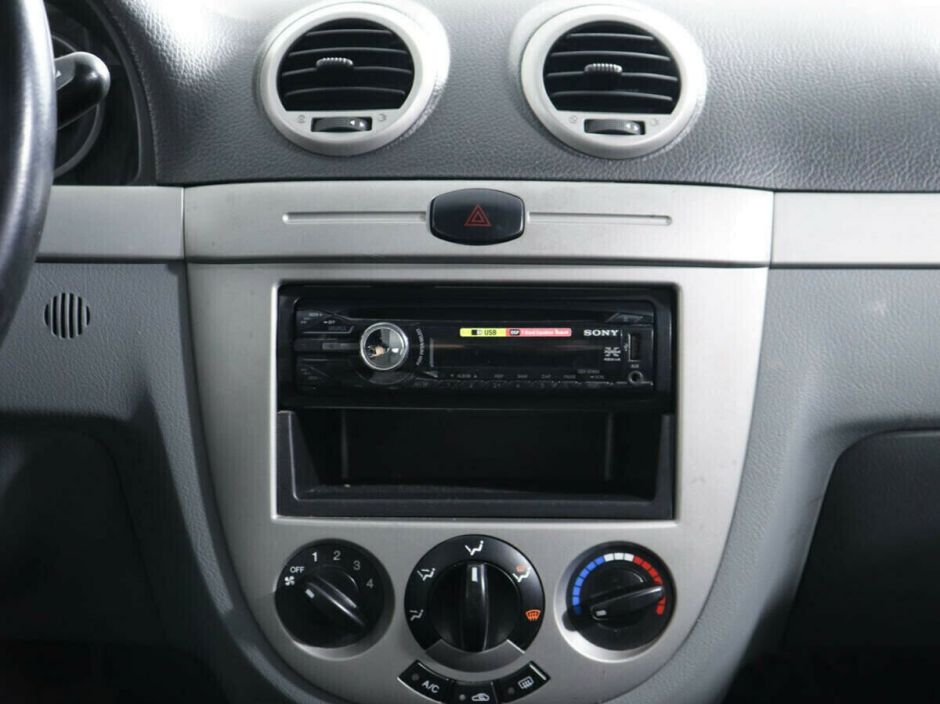 Chevrolet Lacetti, 1.6 л, МТ, 2012 фото 1