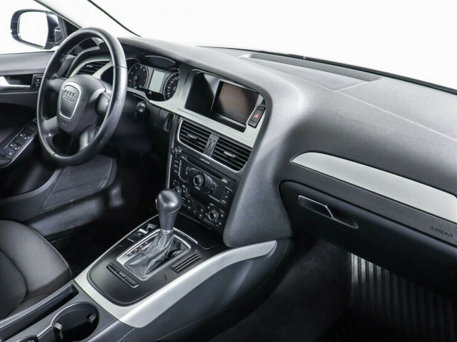 Audi A4, 1.8 л, Вариатор, 2010 фото 8