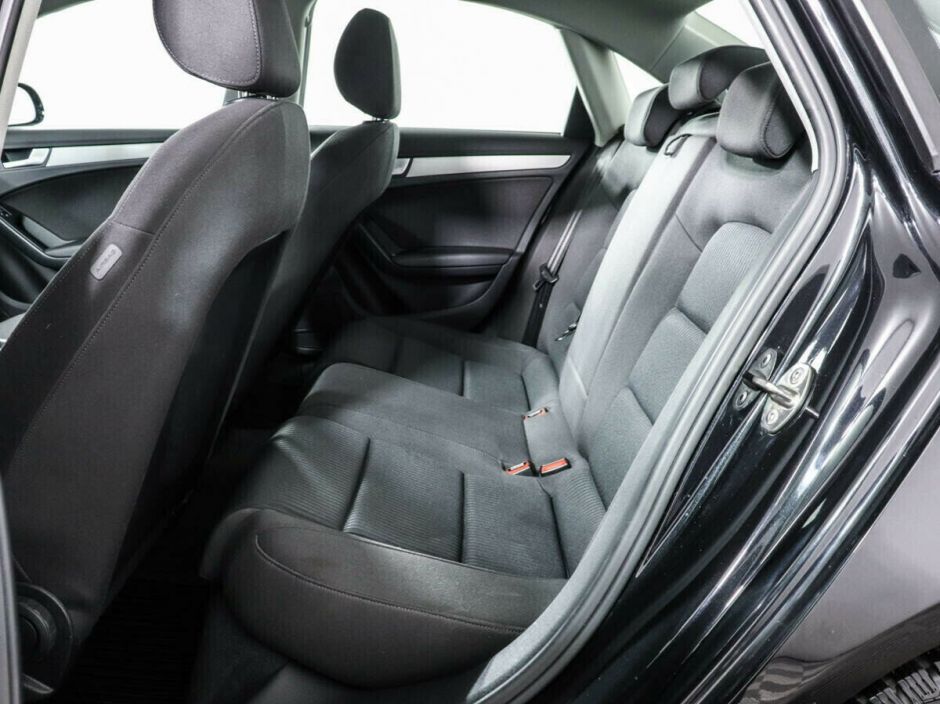 Audi A4, 1.8 л, Вариатор, 2010 фото 2