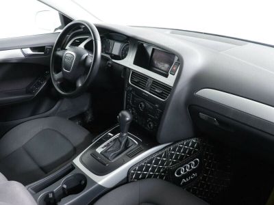 Audi A4, 1.8 л, CVT, 2011 фото 2