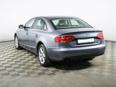 Audi A4, 2.0 л, РКПП, 2011 фото 6