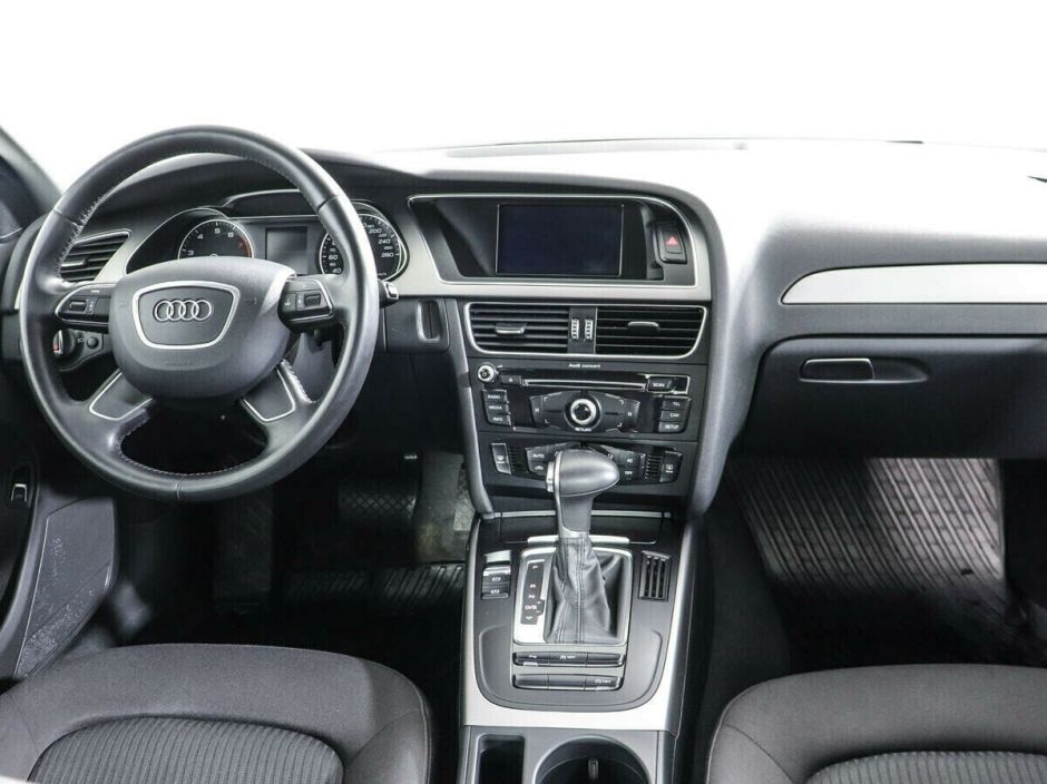 Audi A4, 1.8 л, Вариатор, 2013 фото 8