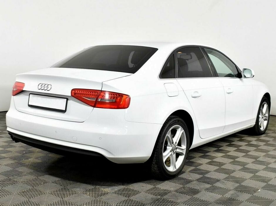 Audi A4, 1.8 л, Вариатор, 2013 фото 5