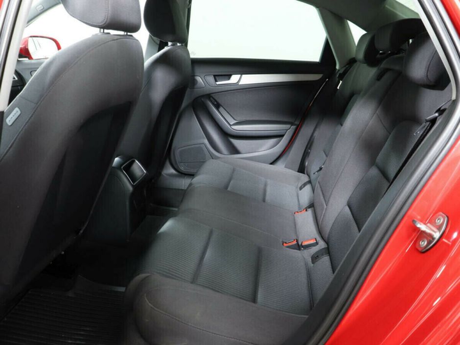 Audi A4, 1.8 л, Вариатор, 2012 фото 1