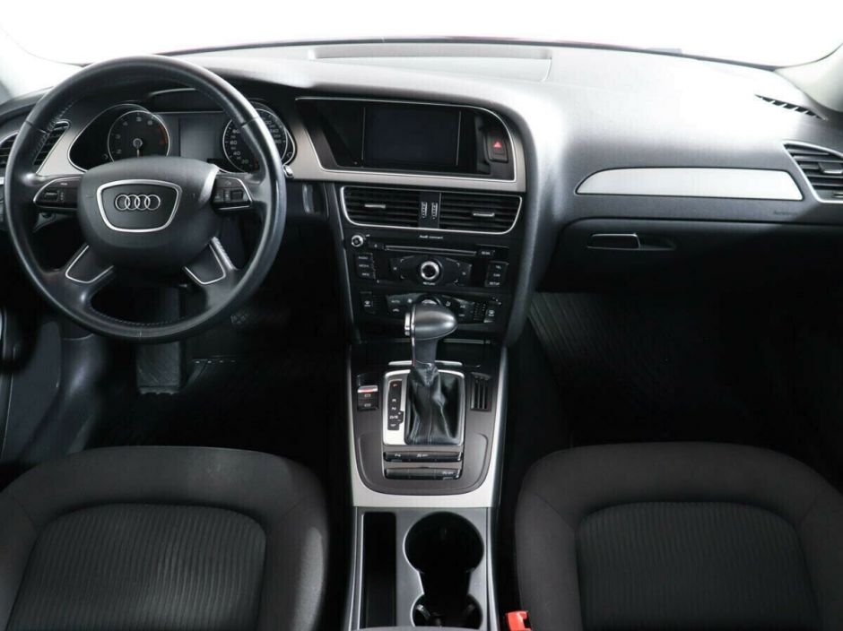 Audi A4, 1.8 л, Вариатор, 2014 фото 8