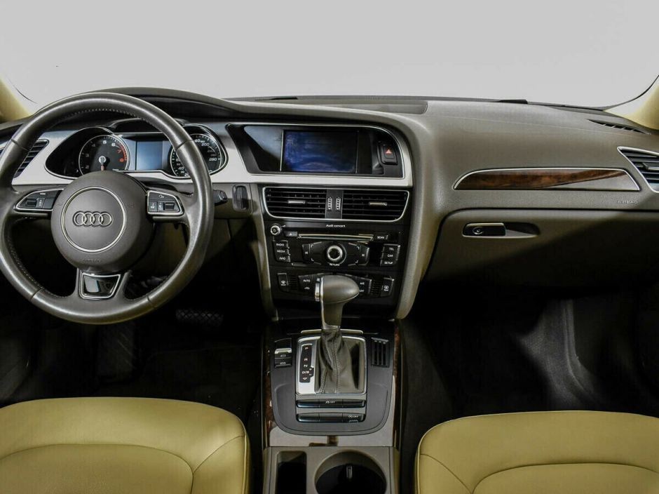 Audi A4, 1.8 л, Вариатор, 2015 фото 5