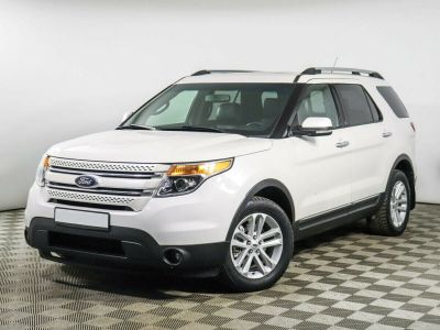 Ford Explorer, 3.5 л, АКПП, 2012 фото 3