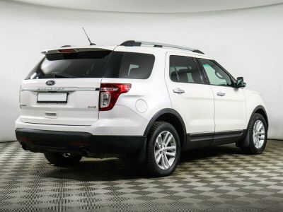 Ford Explorer, 3.5 л, АКПП, 2012 фото 5