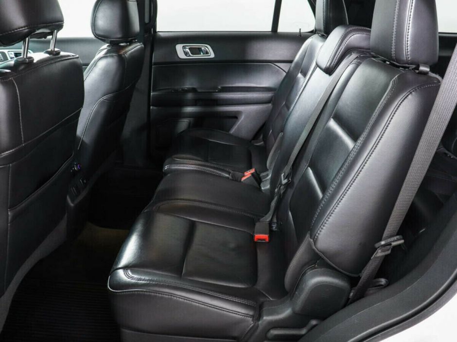 Ford Explorer, 3.5 л, АТ, 2012 фото 1